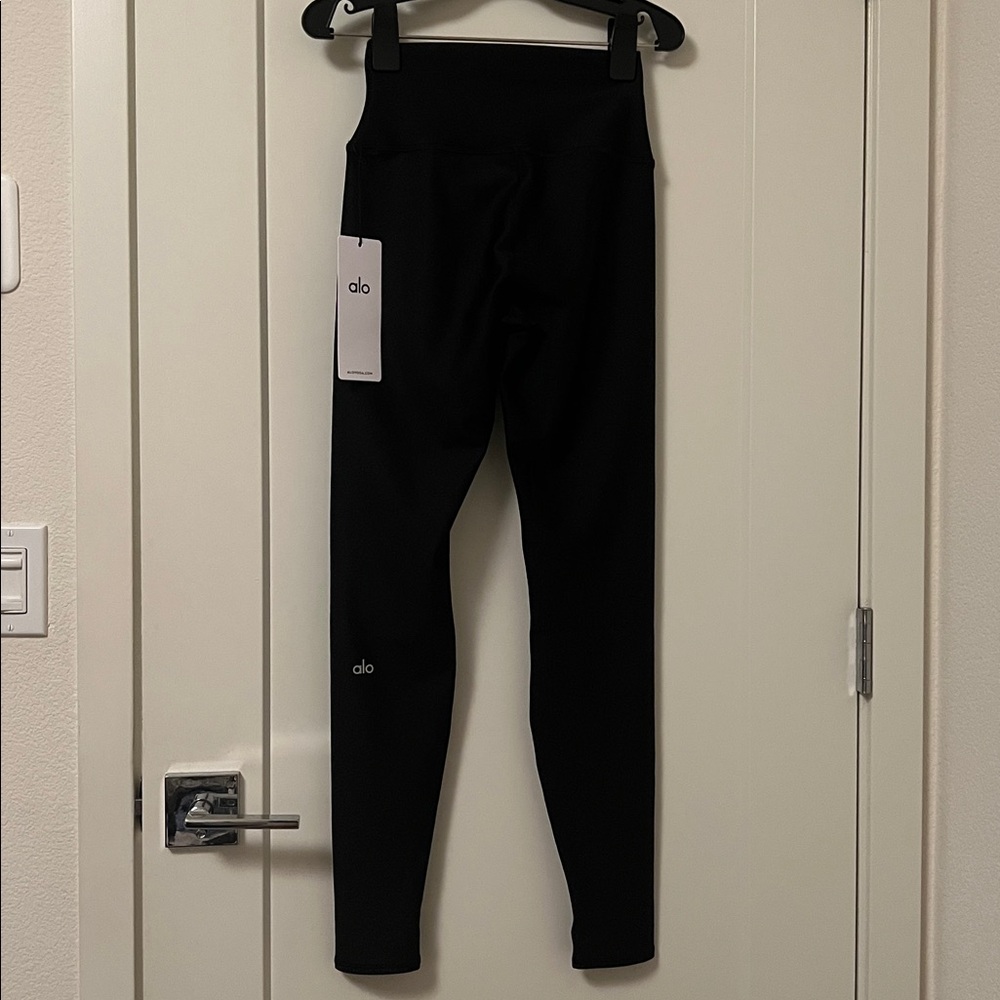 ALO Yoga High-Waist Airlift Legging